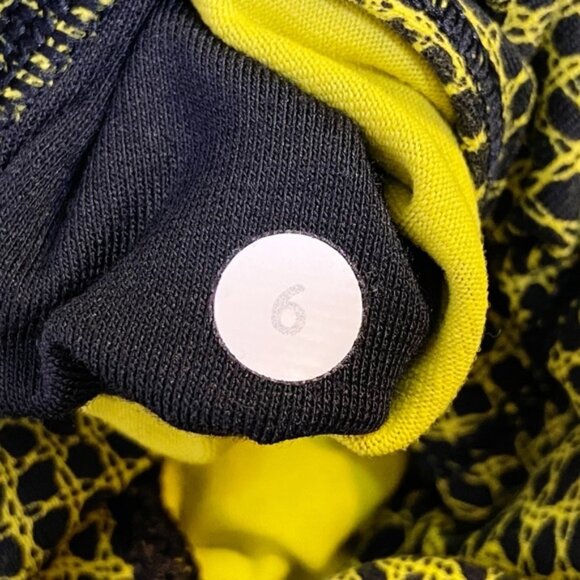 Lululemon High Times Full-On Luon Pants in Fall Net Toxic Black I Size 6 - Picture 6 of 7